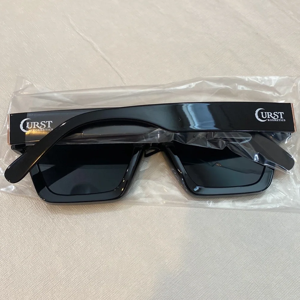 Curst Kosmetics‎ Sunglasses